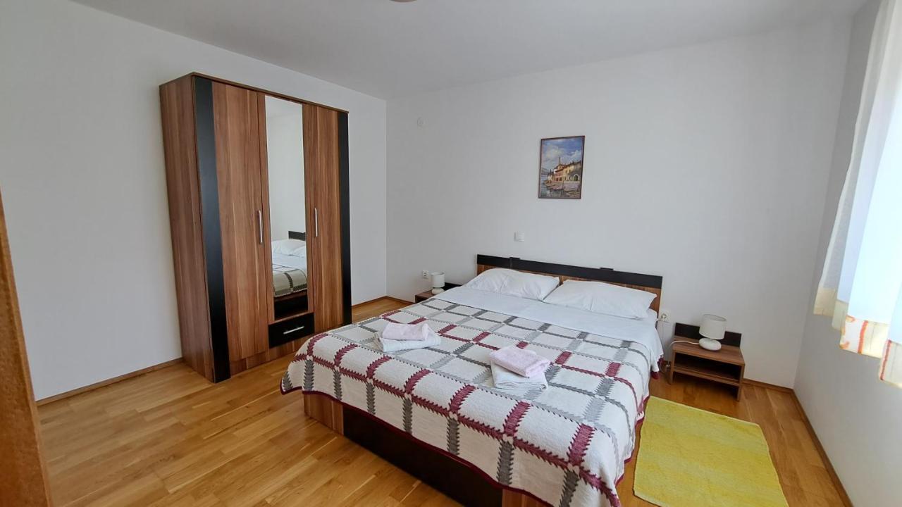 Cozy Apartments Baska Luaran gambar