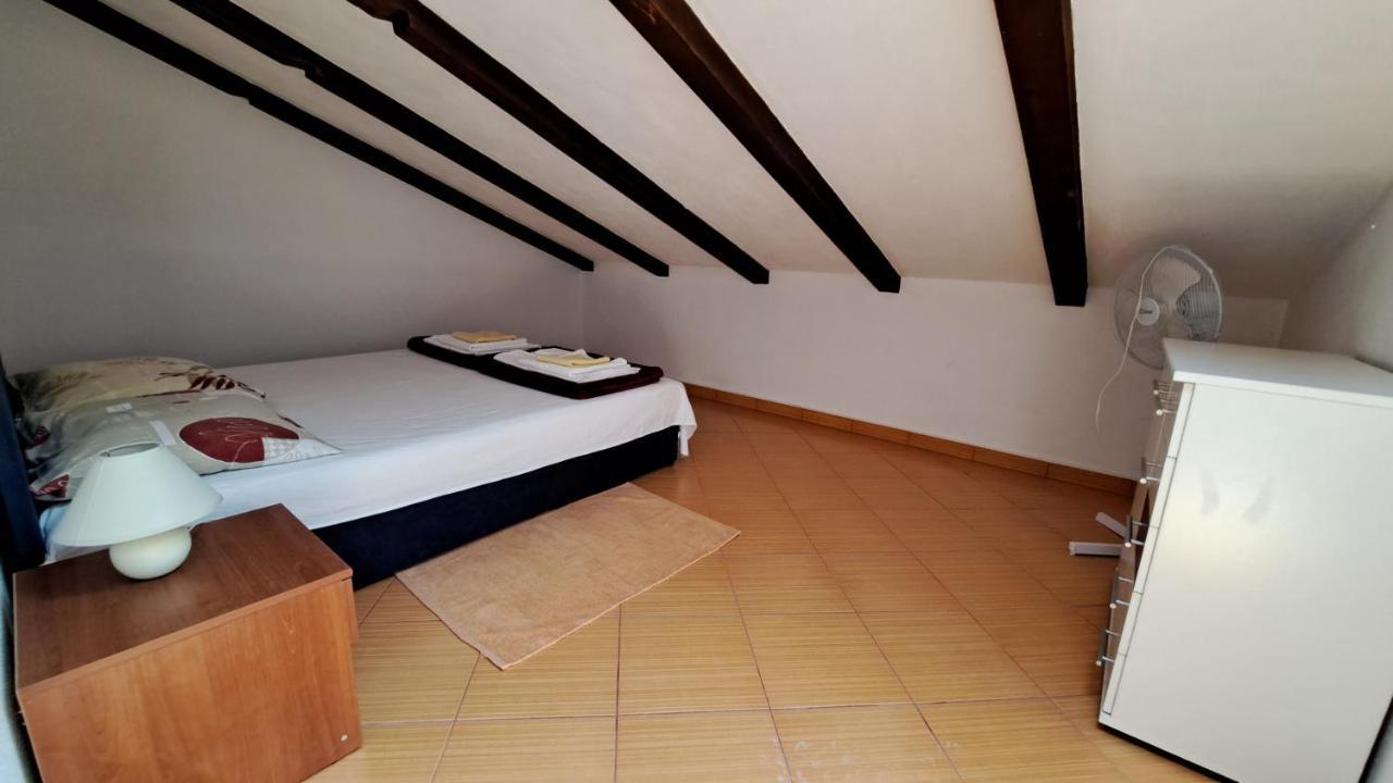 Cozy Apartments Baska Luaran gambar