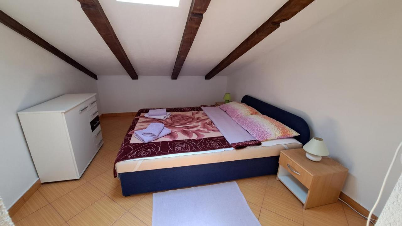 Cozy Apartments Baska Luaran gambar