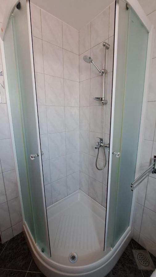 Cozy Apartments Baska Luaran gambar