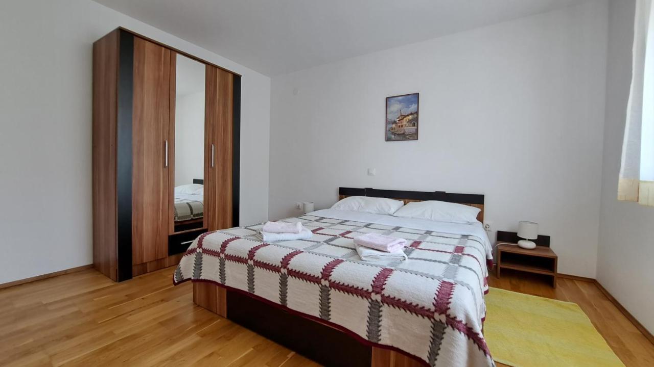 Cozy Apartments Baska Luaran gambar
