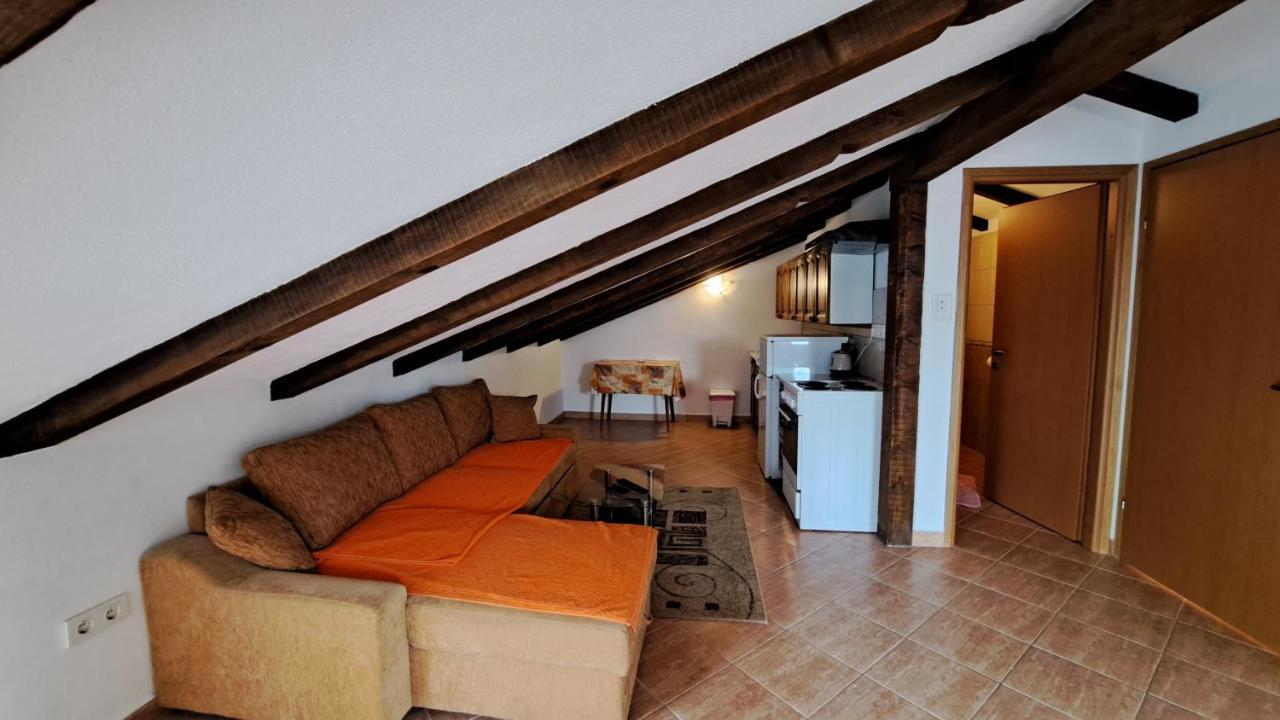 Cozy Apartments Baska Luaran gambar