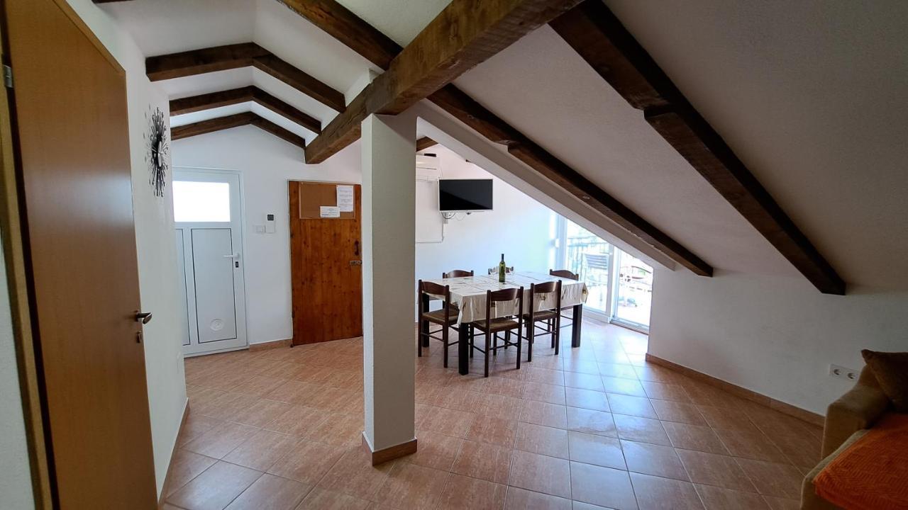 Cozy Apartments Baska Luaran gambar
