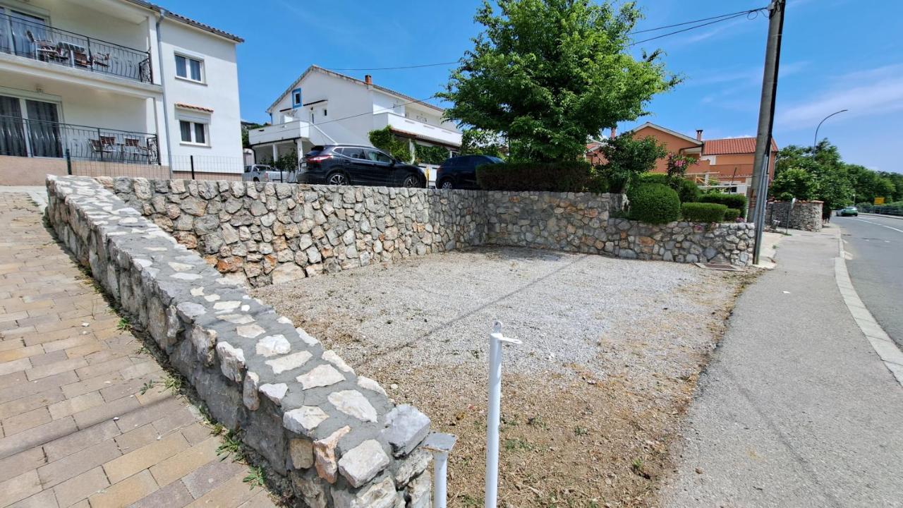 Cozy Apartments Baska Luaran gambar