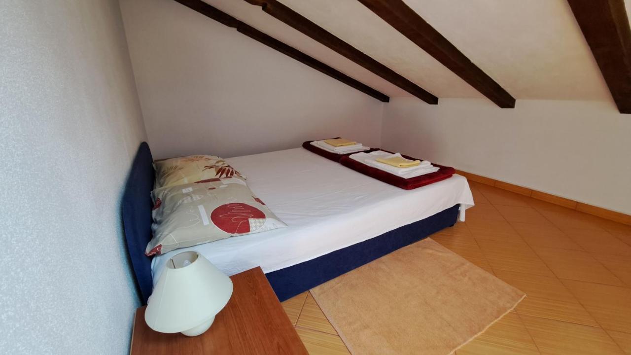 Cozy Apartments Baska Luaran gambar