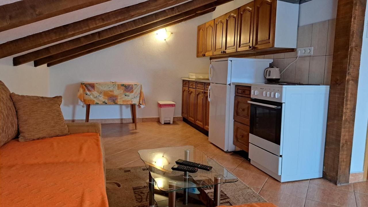 Cozy Apartments Baska Luaran gambar
